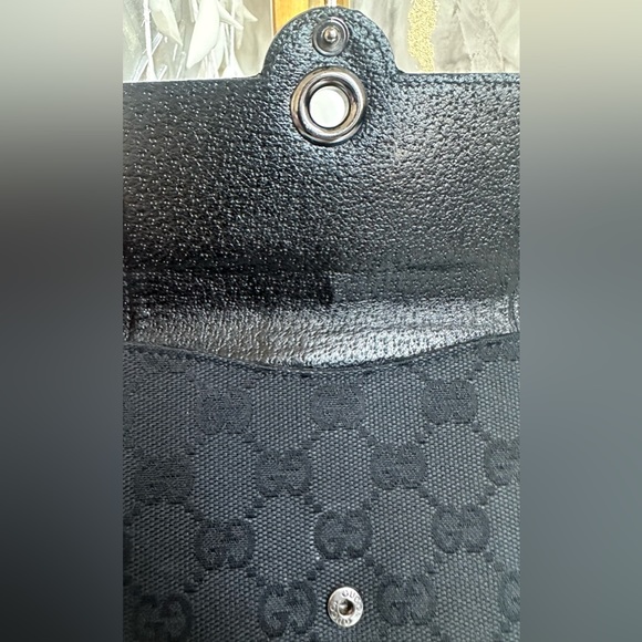 EUC GUCCI Eclipse GG Canvas Wallet - Picture 6 of 16